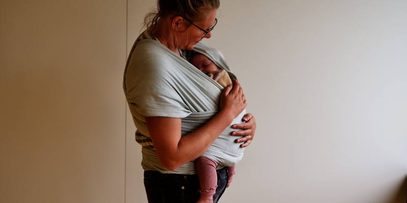 baby-tragehilfen-kennenlernen-und-ausprobieren-4