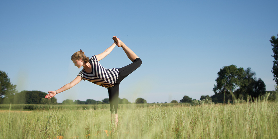 hatha-yoga-fuer-anfaengerinnen-und-fortgeschrittene-2